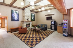 Mountain Retreat Hotel & Suites